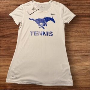 Nike White Tee Dri-Fit 💖